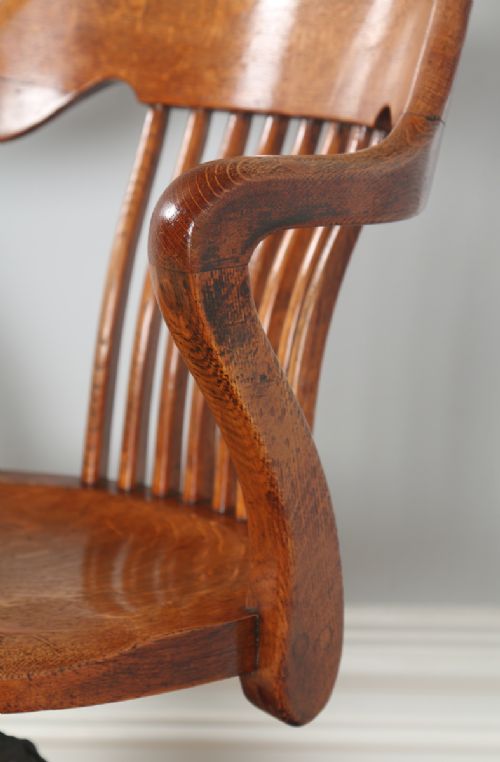 fig 8. Antique Edwardian Oak Revolving Swivel Office Desk Arm Chair (Circa 1900)