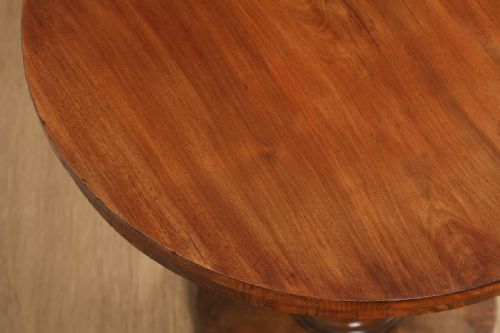fig 5. Antique English Victorian Figured Mahogany Circular Occasional Wine Lamp Tripod Table (Circa 1840)