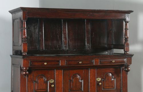 fig 1. Antique North Welsh George I Oak Cwpwrdd Tridarn Court Housekeepers Press Cupboard (Circa 1740)
