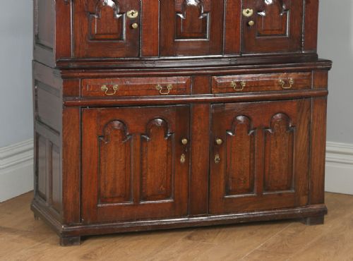 fig 3. Antique North Welsh George I Oak Cwpwrdd Tridarn Court Housekeepers Press Cupboard (Circa 1740)