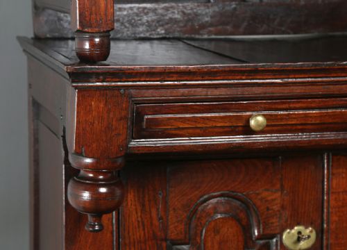 fig 5. Antique North Welsh George I Oak Cwpwrdd Tridarn Court Housekeepers Press Cupboard (Circa 1740)