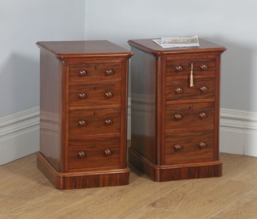 Antique Pair of English Victorian Figured Mahogany Bedside Chests (Circa 1860)