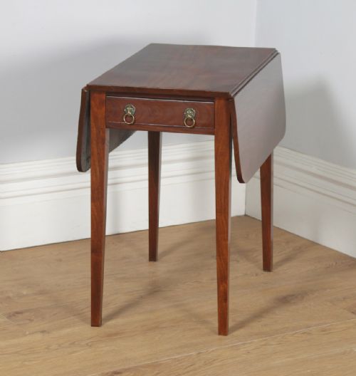 fig 3. Antique English Georgian Regency Mahogany Drop Leaf Pembroke Side Table (Circa 1810)