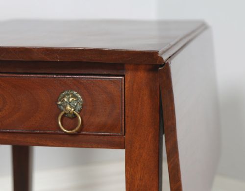 fig 5. Antique English Georgian Regency Mahogany Drop Leaf Pembroke Side Table (Circa 1810)