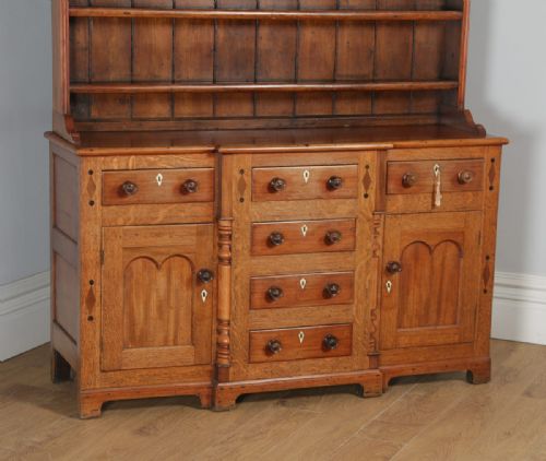 fig 4. Antique Welsh Talwrn Anglesey Breakfront Georgian Oak & Mahogany Sideboard Dresser Base & Rack (Circa 1810)