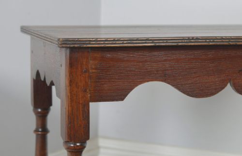 fig 9. Antique English Georgian Style Oak Country Side Hall Table (Circa 1860)