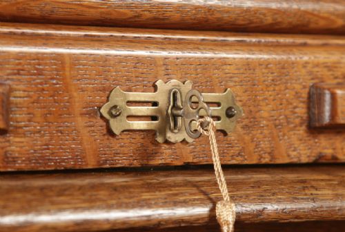 fig 4. Antique English Edwardian 4ft 2” Oak Roll Top Pedestal Office Writing Desk (Circa 1910)
