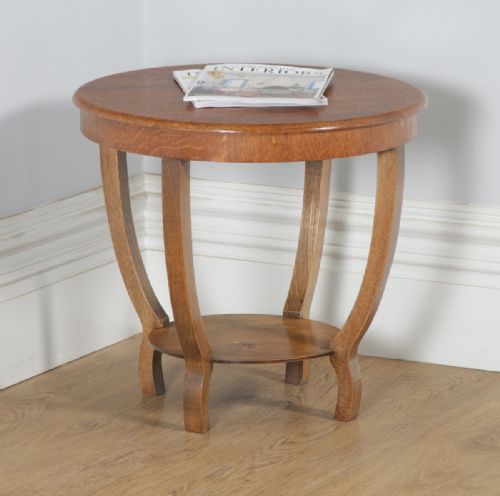 Art Deco English Oak Circular Centre Coffee Occasional Side Table (Circa 1930)