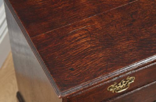 fig 4. Small Antique English Georgian Oak Bachelors Chest of Drawers (Circa 1780)