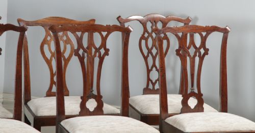 fig 2. Antique English Set of Eight 8 Georgian Chippendale Mahogany Dining Chairs (Circa 1780)