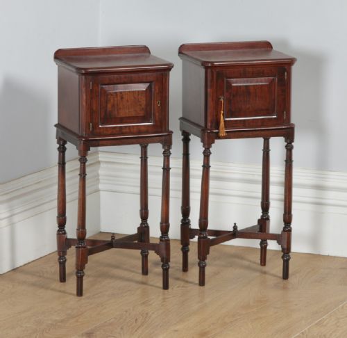 fig 1. Antique Pair of English Victorian Mahogany Bedside Cabinet Pot Cupboard Night Stands (Circa 1880)