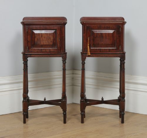 fig 2. Antique Pair of English Victorian Mahogany Bedside Cabinet Pot Cupboard Night Stands (Circa 1880)