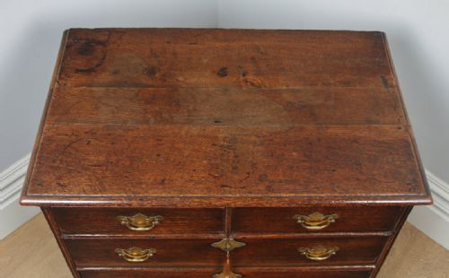 fig 5. Small Antique English Georgian Oak Bachelors Chest of Drawers (Circa 1740)