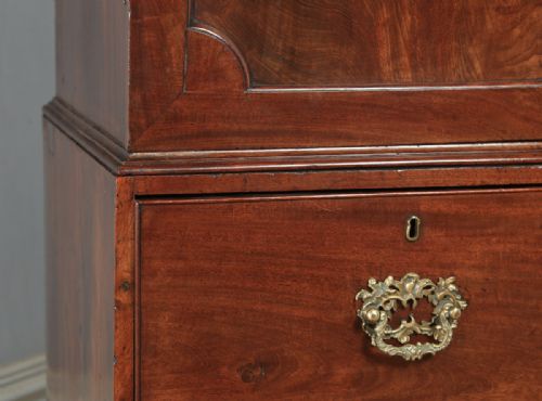 fig 4. Antique English Georgian Flame Mahogany Linen Press Wardrobe Cupboard (Circa 1790)