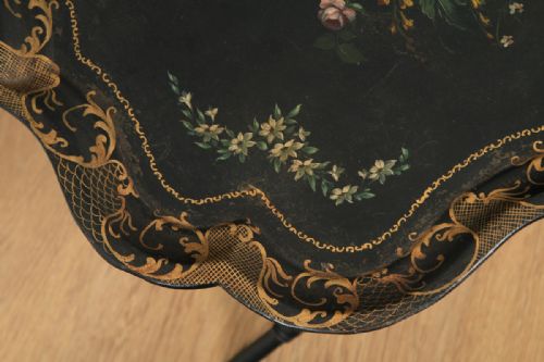 fig 4. Antique English Victorian Black Ebonised Chinoiserie Papier Mâché Butlers Drinks Tray (Circa 1860)
