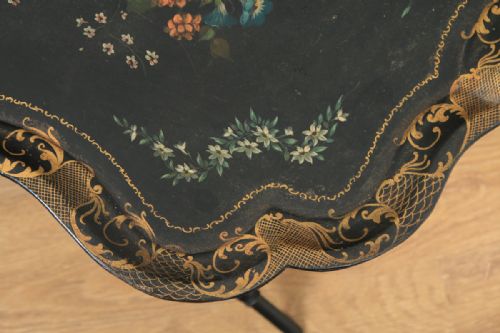 fig 7. Antique English Victorian Black Ebonised Chinoiserie Papier Mâché Butlers Drinks Tray (Circa 1860)