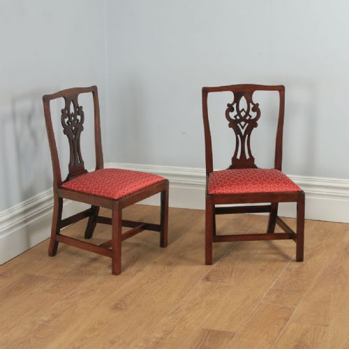 fig 1. Antique English Pair of Georgian Chippendale Mahogany Dining Chairs (Circa 1800)