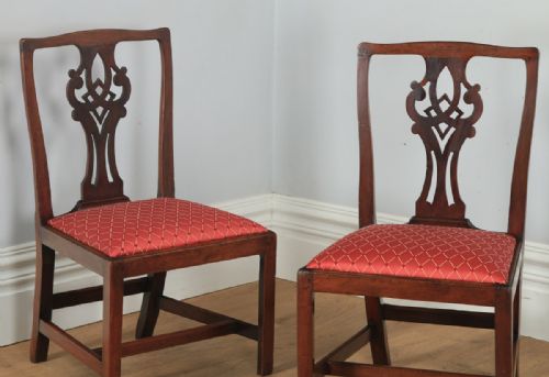 fig 2. Antique English Pair of Georgian Chippendale Mahogany Dining Chairs (Circa 1800)