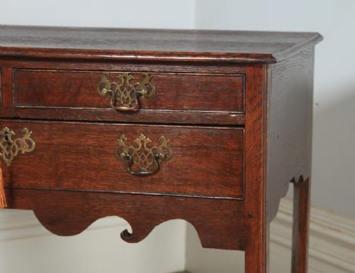 fig 4. Antique English 18th Century Georgian Oak Occasional Side Hall Lowboy Table (Circa 1790)
