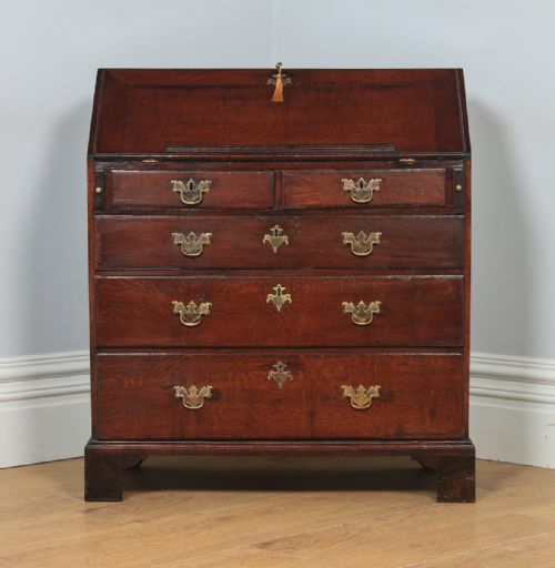 fig 1. Antique English 18th Century Georgian Oak Bureau (Circa 1740)