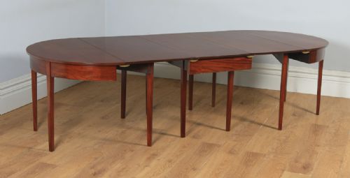 Antique English Georgian Mahogany Round Extendable “D” Dining Table Seats 10 Persons (Circa 1800)