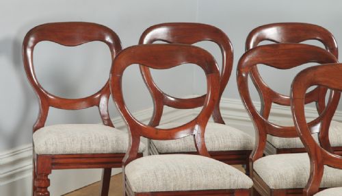 fig 2. Antique English Victorian Set of 12 Twelve Mahogany Balloon Crown Back Dining Chairs (Circa 1860)