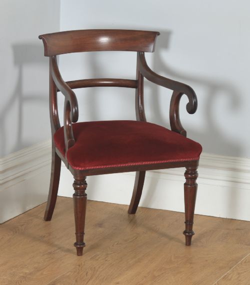 fig 10. Antique English Set of Eight 8 Georgian Regency 19th Century Mahogany Bar Back Dining Chairs (Circa 1830)