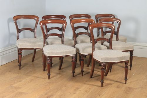 Antique English Victorian Set of Eight 19th Century Mahogany Balloon Back Dining Chairs (Circa 1860)
