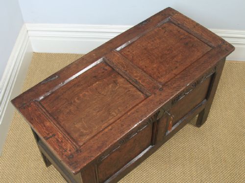 fig 3. Antique English 18th Century Georgian Oak Joined & Panelled Coffer Chest Blanket Box Trunk (Circa 1730)