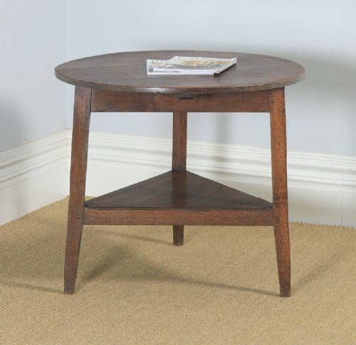 Antique English Georgian Circular Oak Cricket Occasional Table (Circa 1780 - 1820)