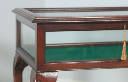 fig 6. Antique Edwardian Queen Anne Style Mahogany Inlaid Glass Bijouterie Display Cabinet Table (Circa 1910)