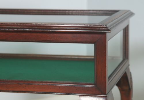 fig 7. Antique Edwardian Queen Anne Style Mahogany Inlaid Glass Bijouterie Display Cabinet Table (Circa 1910)