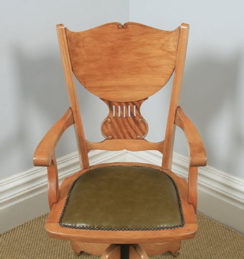 fig 3. Antique American Edwardian Art Nouveau Birch Revolving Office Desk Arm Chair J.S. Ford, Johnson & Co (Circa 1910)