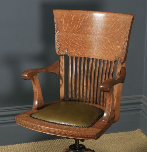 fig 2. Antique American Edwardian Oak Revolving Office Desk Arm Chair by Johnson Chair Co. (Circa 1910)