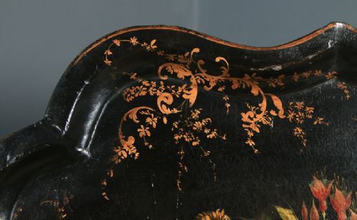 fig 3. Antique English Victorian Ebonised Chinoiserie Floral Papier Mâché Drinks Butlers Tray (Circa 1860)