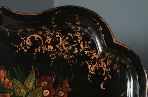 fig 4. Antique English Victorian Ebonised Chinoiserie Floral Papier Mâché Drinks Butlers Tray (Circa 1860)
