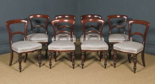 Antique English Victorian Set of Eight 19th Century Mahogany Spoon Back Dining Chairs (Circa 1850)