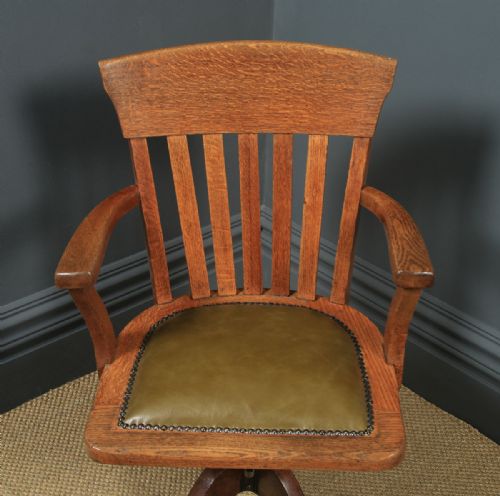 fig 3. Antique American Edwardian Oak & Green Leather Revolving Office Desk Arm Chair by Heywood Brothers & Wakefield Co., (Circa 1910)