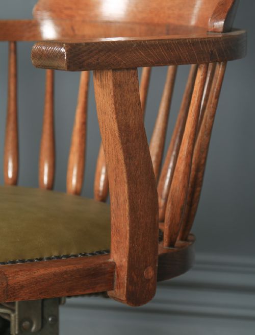 fig 7. Antique American Edwardian Oak & Green Leather Revolving Office Desk Arm Chair (Circa 1910)