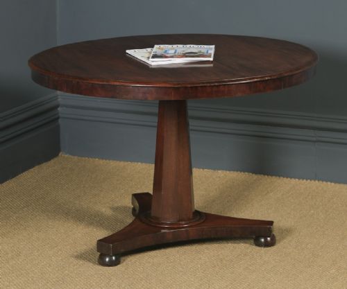 Antique English Victorian Mahogany Circular Round Centre / Occasional / Dining Table (Circa 1840)