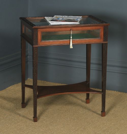 Antique English Edwardian Chippendale Style Mahogany Glass Bijouterie Display Cabinet Table (Circa 1910)