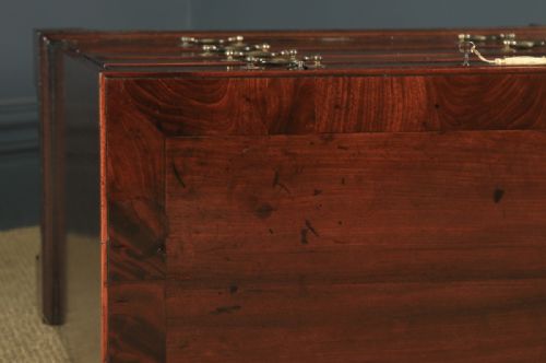fig 4. Antique English Georgian Mahogany Chest of Drawers (Circa 1790)