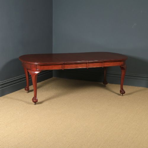 Antique English Victorian Mahogany Extending Eight Seat 8ft Dining Table by Ashton Leach & Cumberbirch (Circa 1890)
