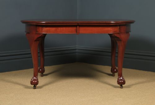 fig 2. Antique English Victorian Mahogany Extending Eight Seat 8ft Dining Table by Ashton Leach & Cumberbirch (Circa 1890)
