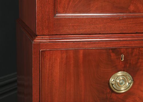 fig 4. Antique English Georgian Figured Mahogany Linen Press Chest Wardrobe (Circa 1800)
