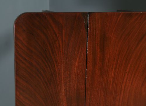 fig 3. Antique English Georgian Cuban Mahogany Drop Leaf Pembroke Dining Side Table (Circa 1790)