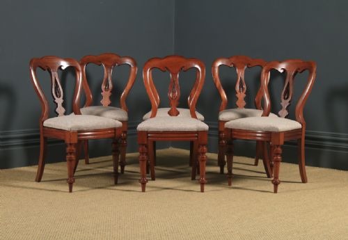 Antique English Victorian Set of Six 6 Mahogany Balloon Spear Back Dining Chairs (Circa 1870)