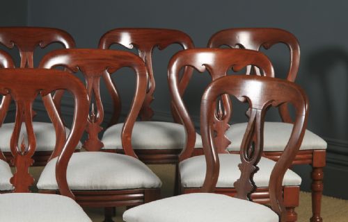 fig 6. Antique English Victorian Set of 12 Twelve Mahogany Balloon Spear Back Dining Chairs (Circa 1860)