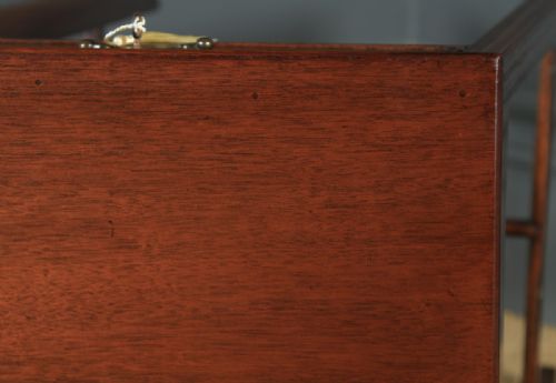 fig 7. Antique English Georgian Regency Mahogany Inlaid Side Occasional Lamp Table (Circa 1790)