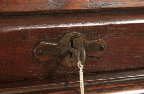 fig 4. Antique English Edwardian 3ft Oak Roll Top Pedestal Office Desk (Circa 1910)